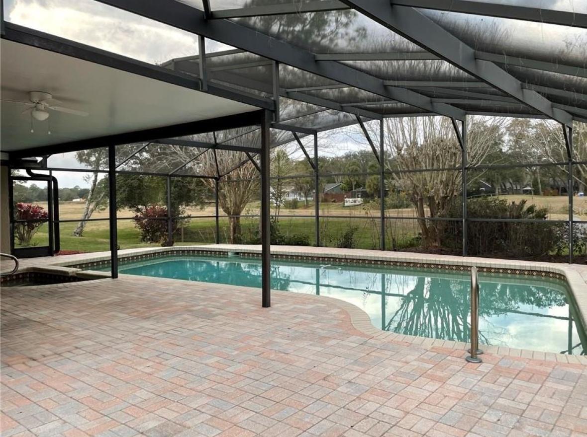 Exclusive Casselberry Flip EquityPro